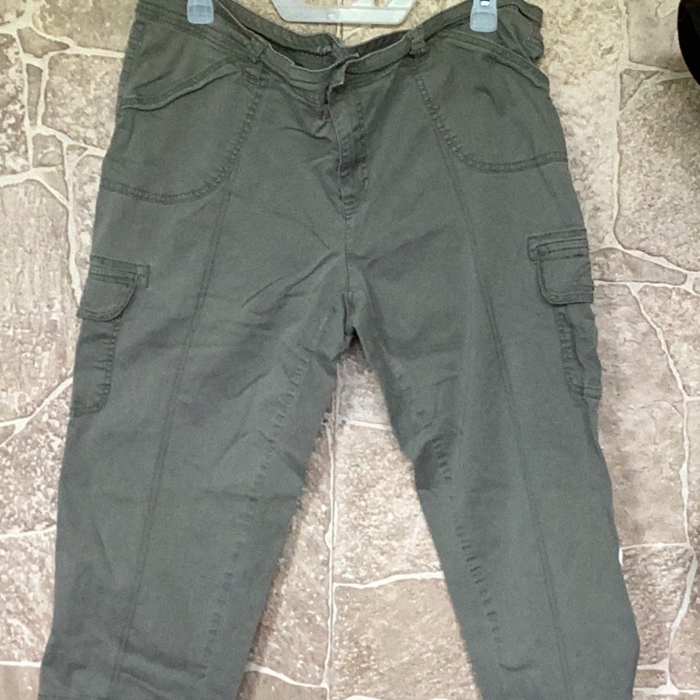Capris